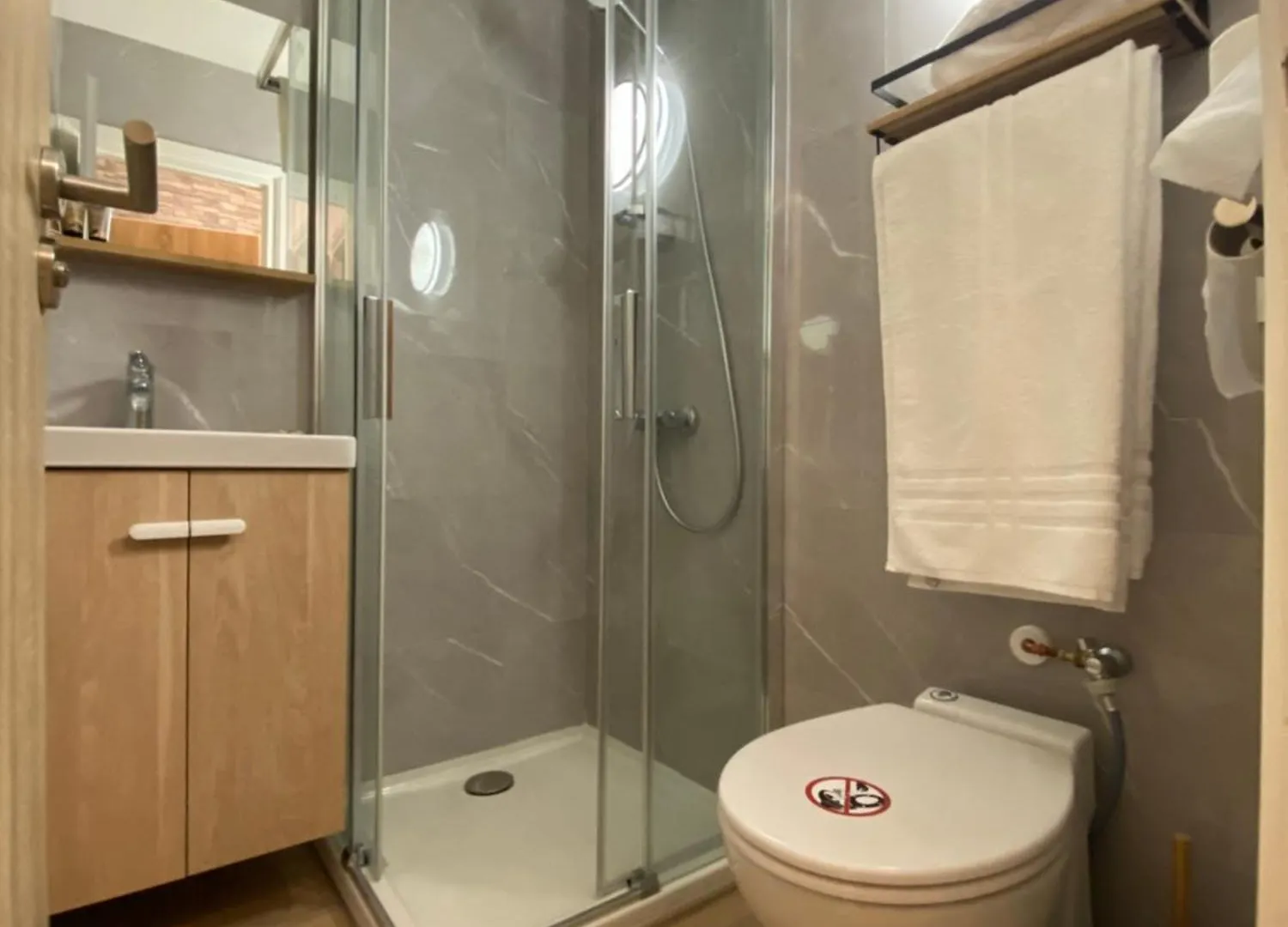 Studios & Chambres Aux Portes De Geneve Saint-Julien-en-Genevois Frankreich
